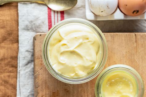 mayonesa|Homemade Spanish Mayonnaise or Mayonesa。